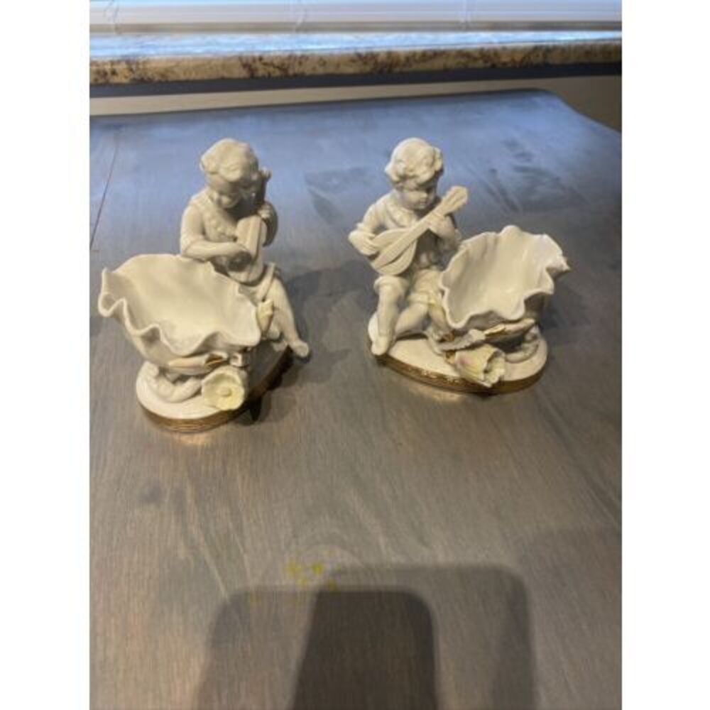 Original Arnart Creations Figurine Girl Boy playing instrument trinket dish (2)